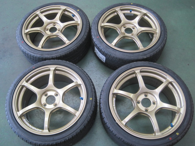 ADVAN Racing RG3