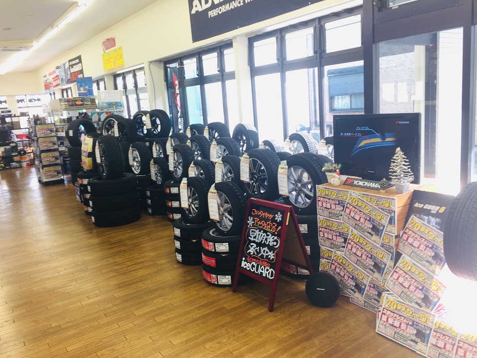 スタッドレスタイヤ予約実施中です！