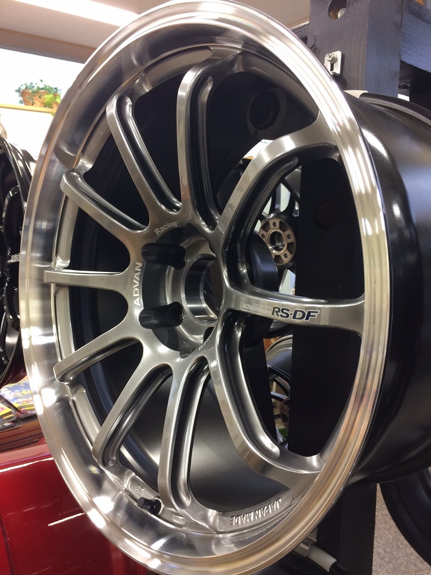 ADVAN Racing RS-DF PROGRESSIVE