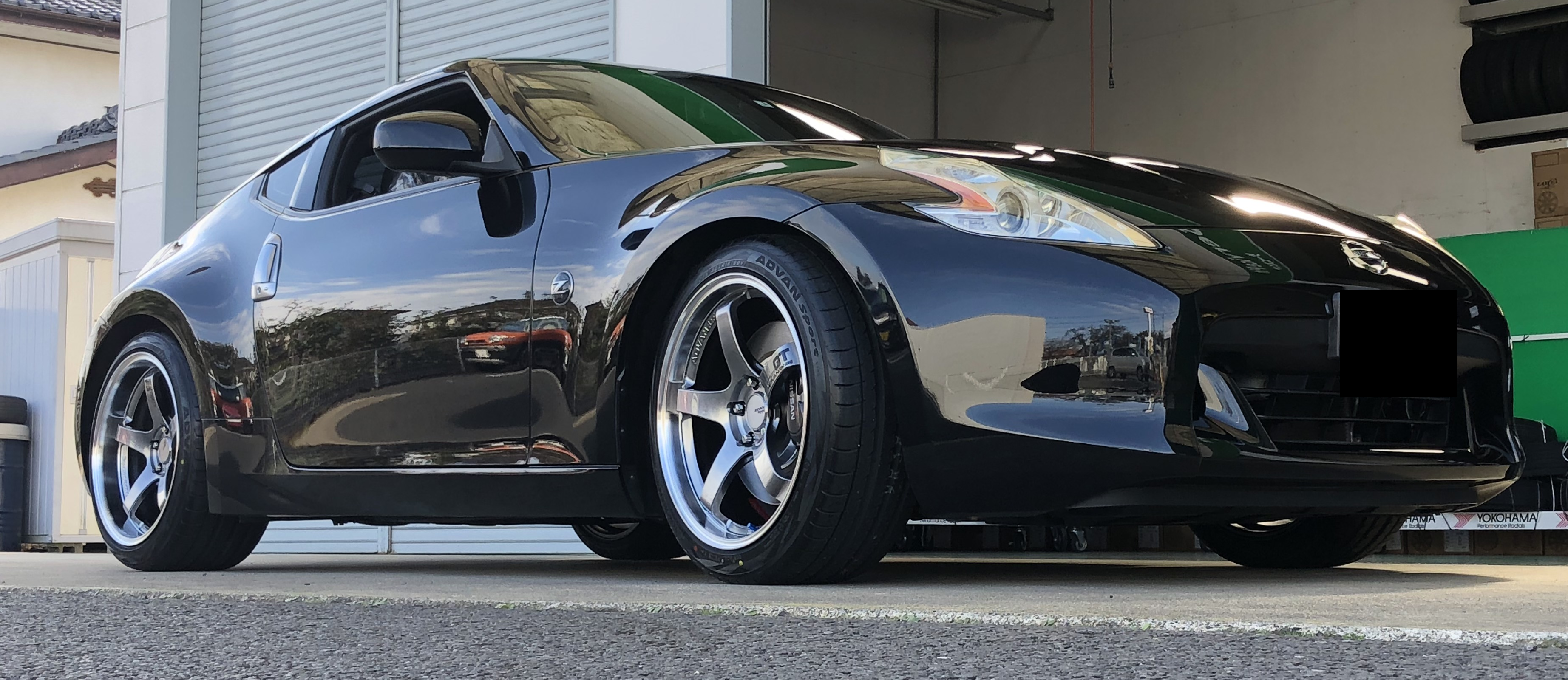 ADVAN Racing GT
