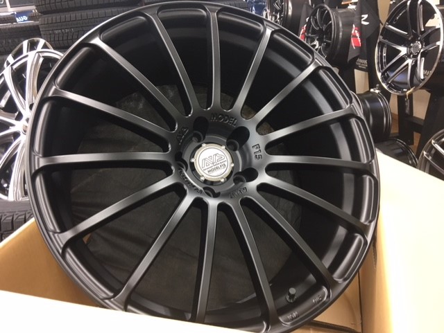 AVS MODEL F15入荷！！