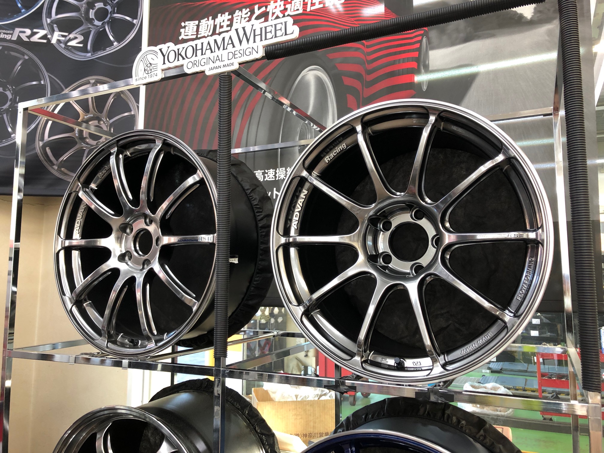 ADVAN　RSⅡとRSⅢ