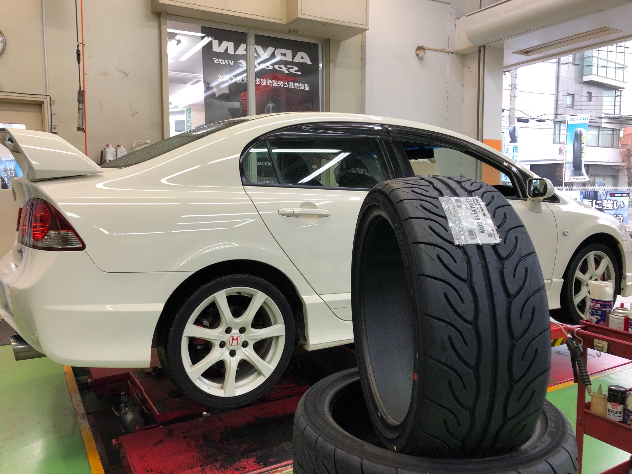 シビックR　ADVAN　NEOVA