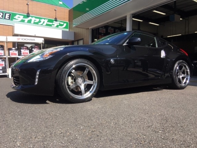 ADVAN Racing GT