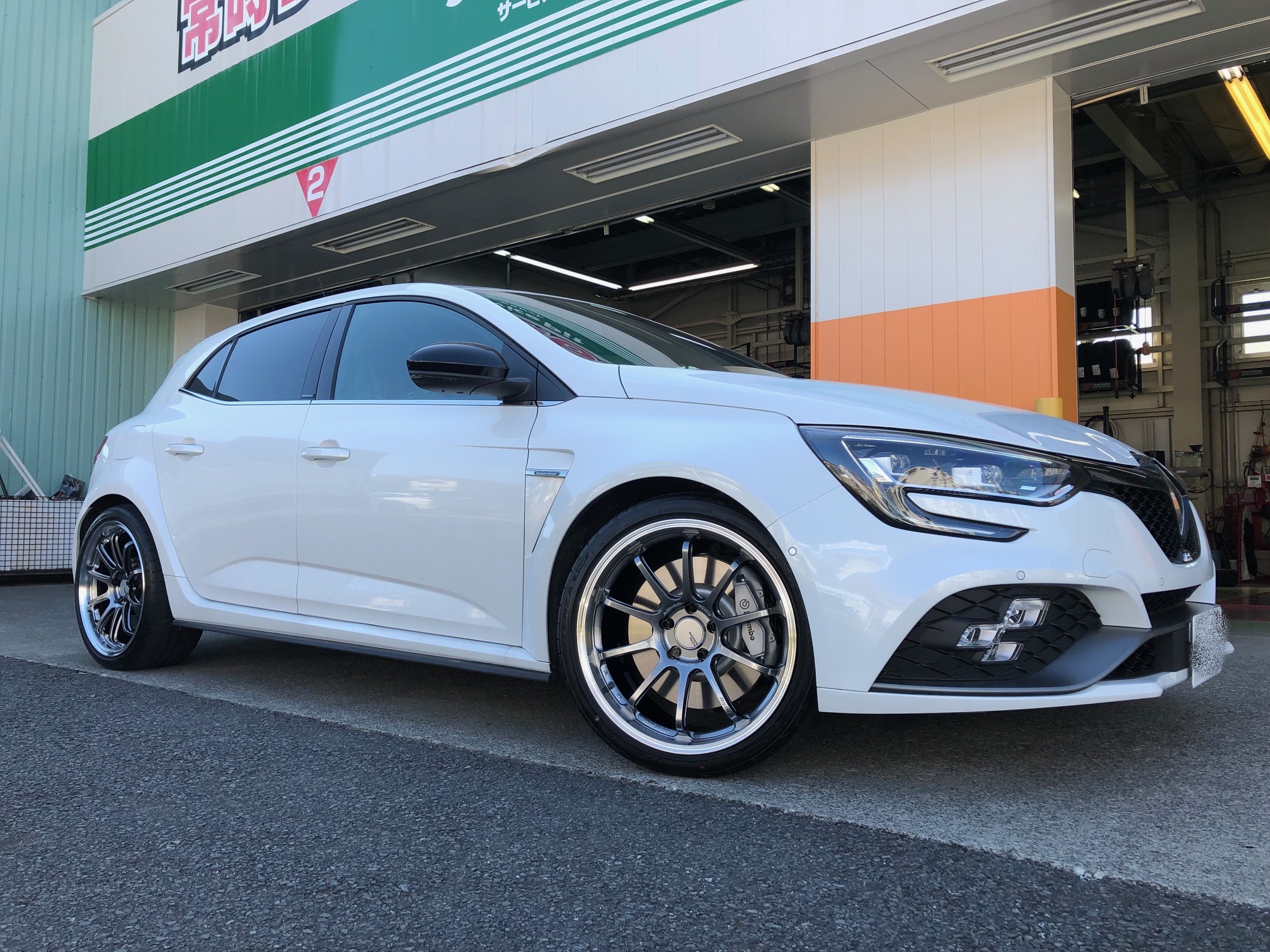 メガーヌRS　ADVAN　RS-DF