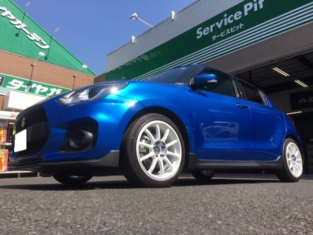 スイフトスポーツにADVAN Racing RCⅢ