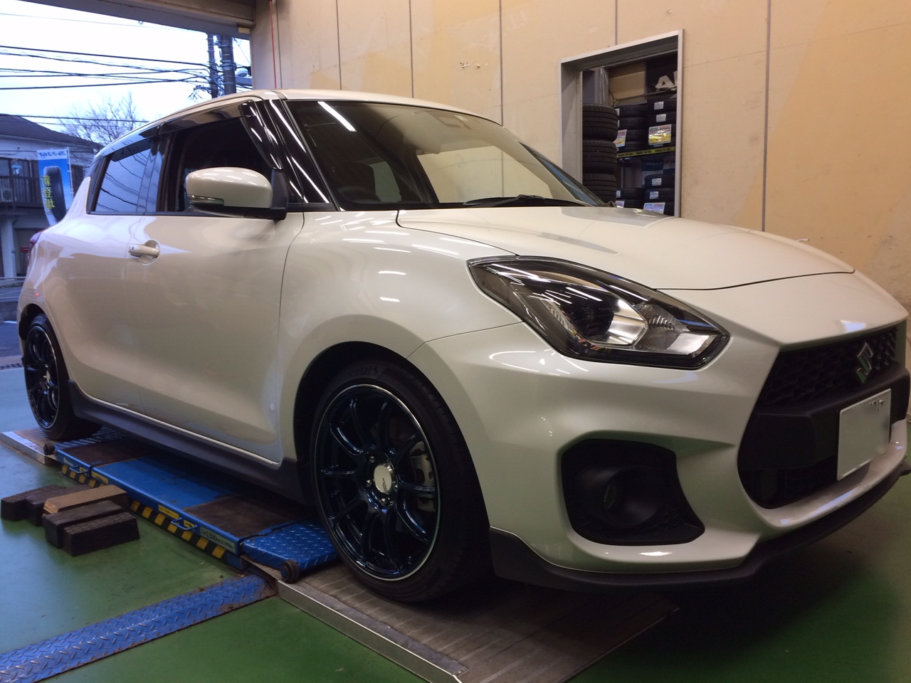 ADVAN RZⅡ&times;スイフトスポーツ