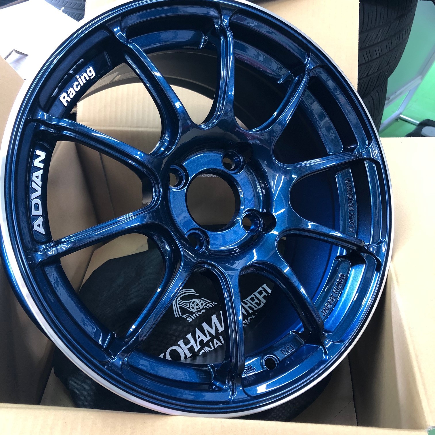 ADVAN　RZⅡ