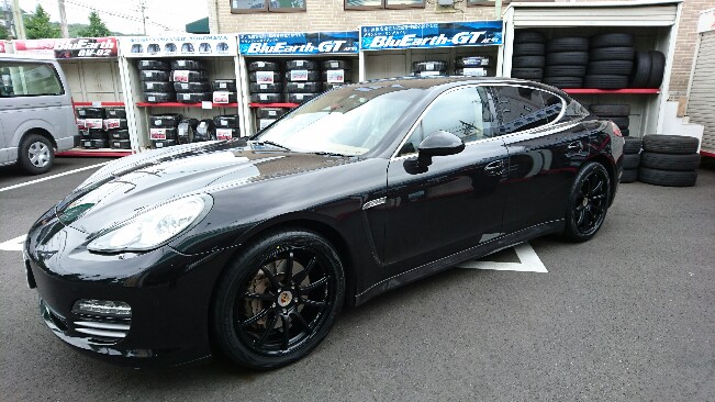 ADVAN Racing RSⅡ for PORSCHE 装着完了です。