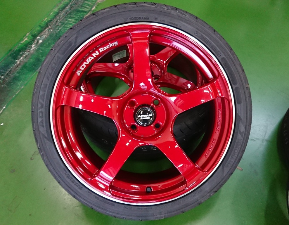 ADVAN Racing TC-4入荷！！