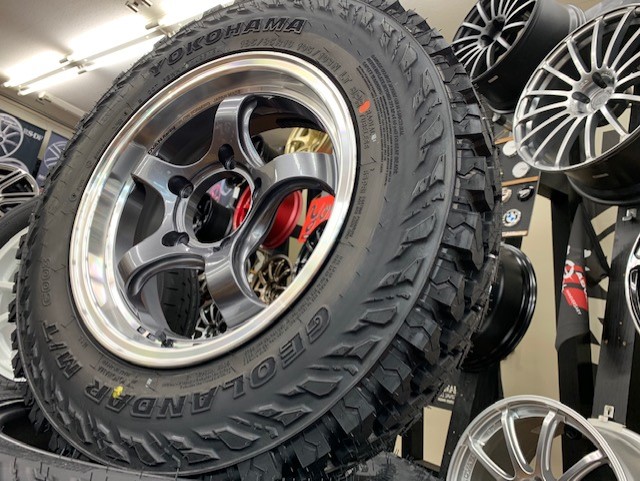 ADVAN Racing RJ-D2