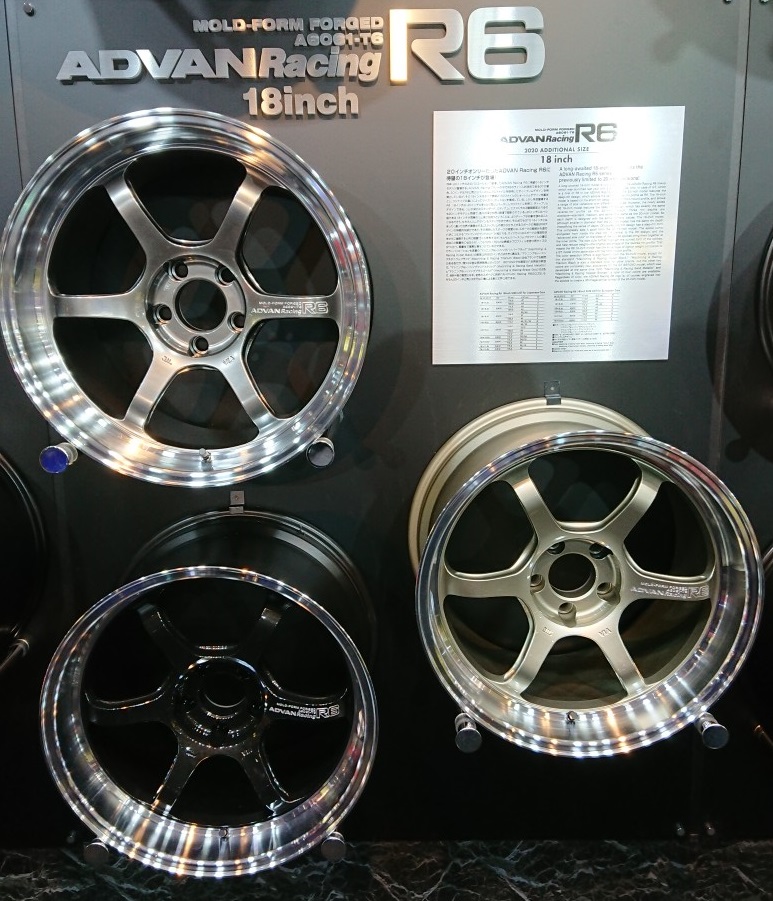 東京オートサロン2020　ヨコハマホイールブース