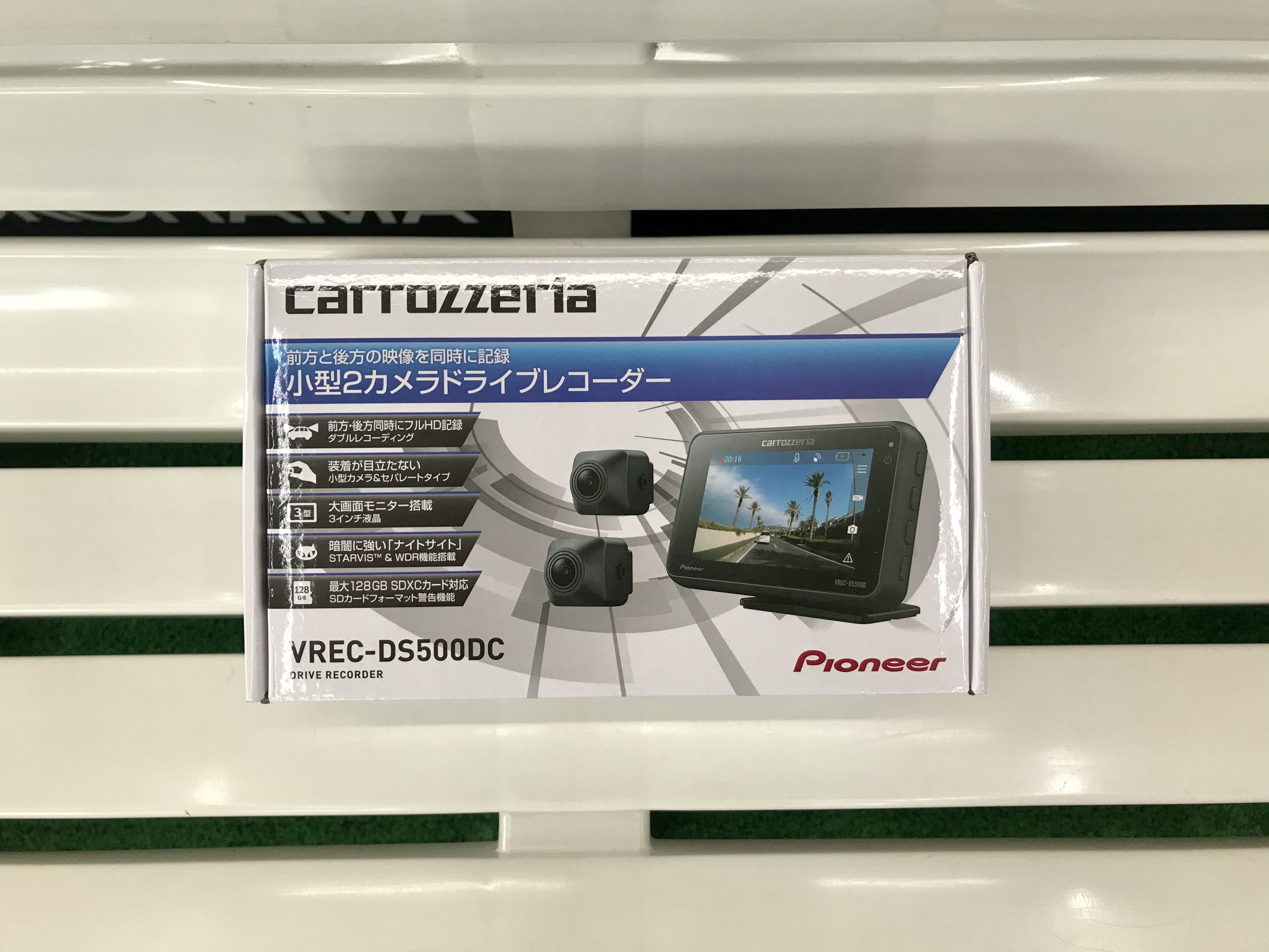 小型カメラのドラレコ入荷！