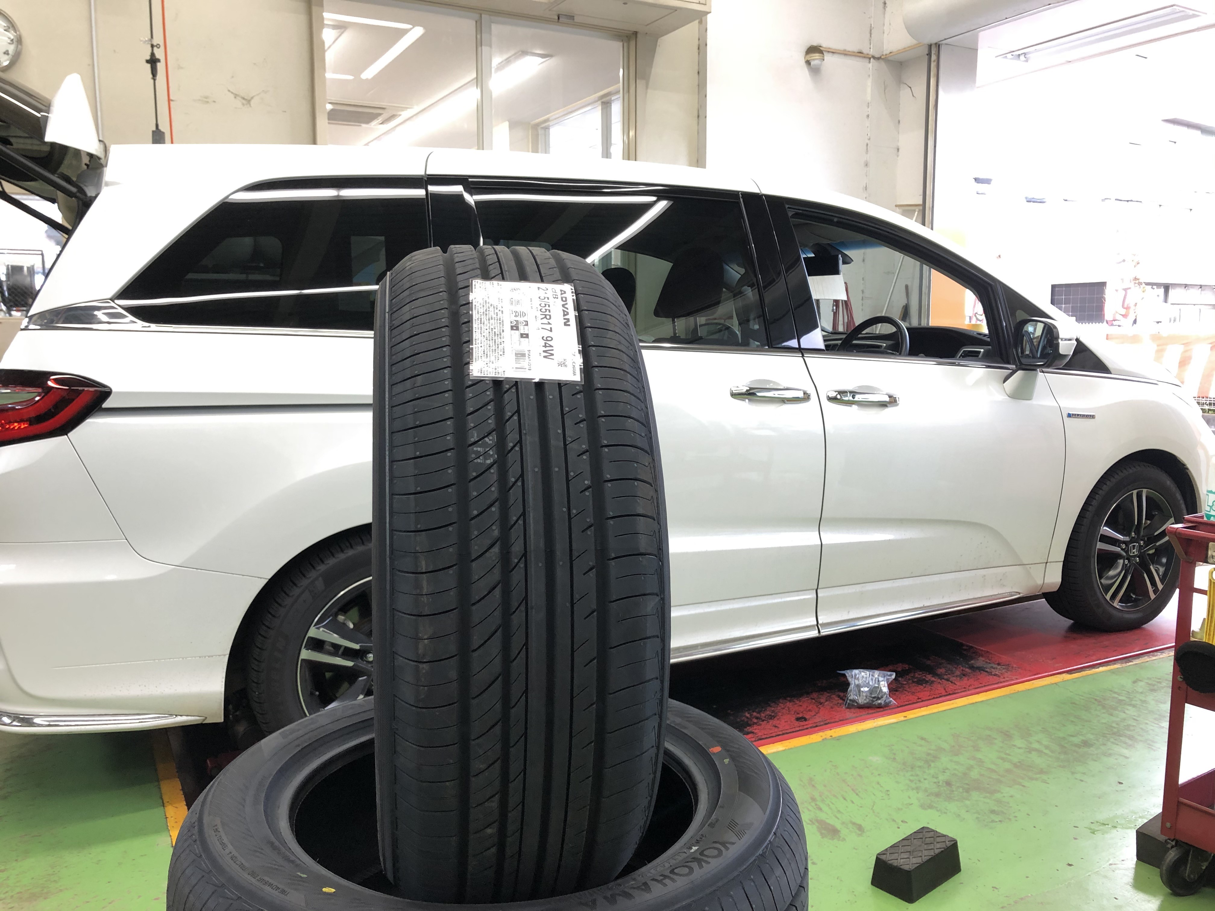 ミニバンにも　ADVAN dB