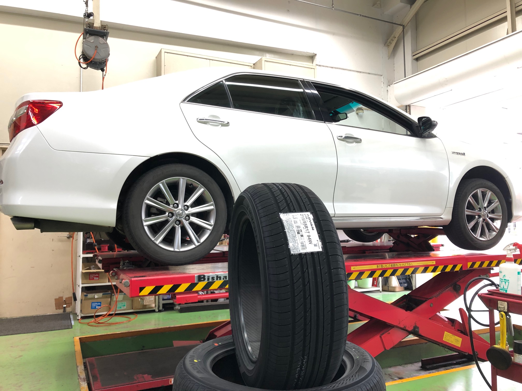 セダンにはやっぱり　ADVAN dB