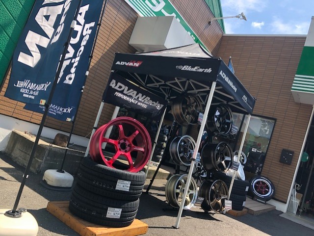 YOKOHAMA WHEEL展示