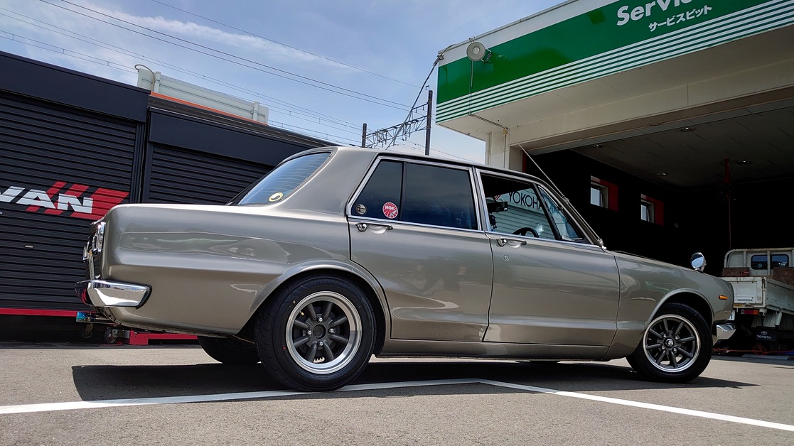【HOBBYﾀｲﾔ】ADVAN NEOVA AD08R 装着完了
