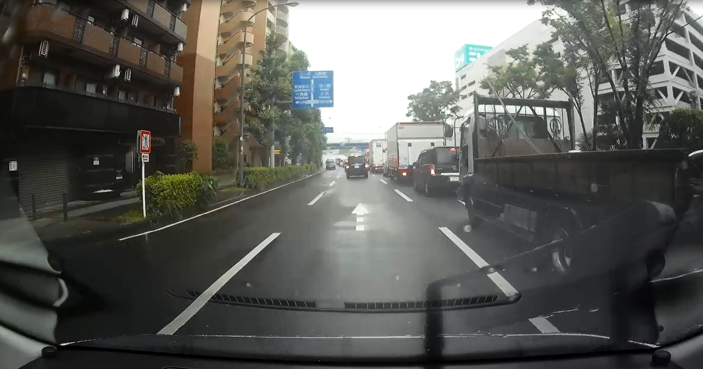 撥水ワイパーで視界スッキリ！！