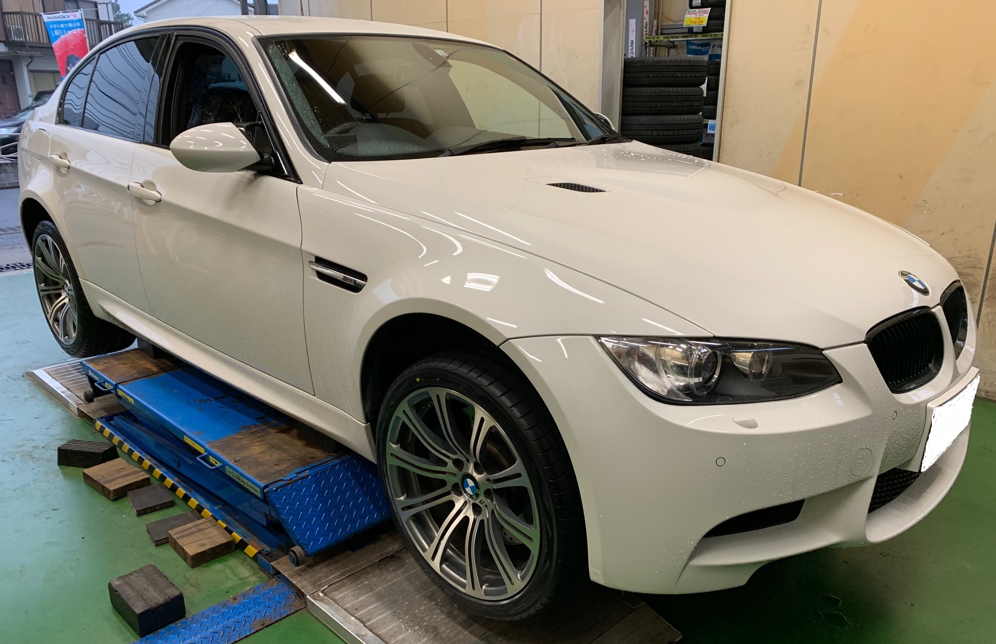 ADVAN Sport V105&times;BMW M3