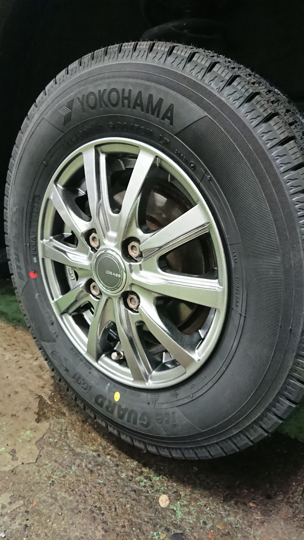働くお車も！