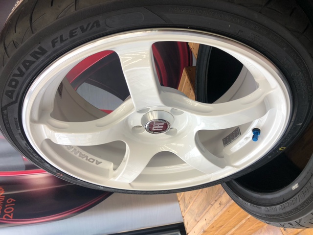 ADVAN Racing TC-4