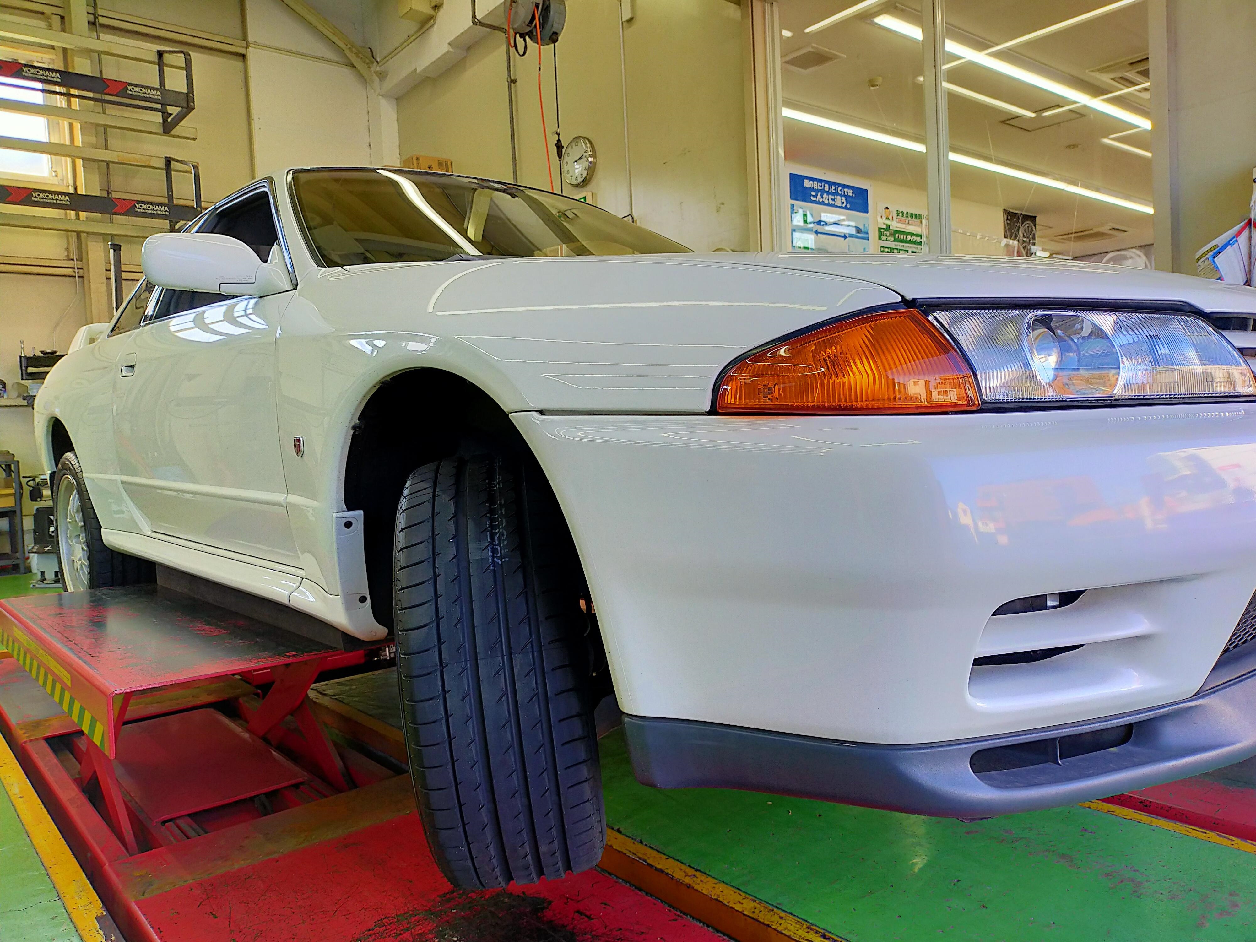 R32 GT-R　ADVAN　Sport　V105