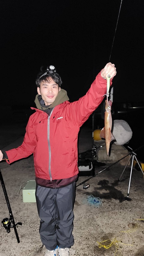 しょうちゃん、イカを釣る。