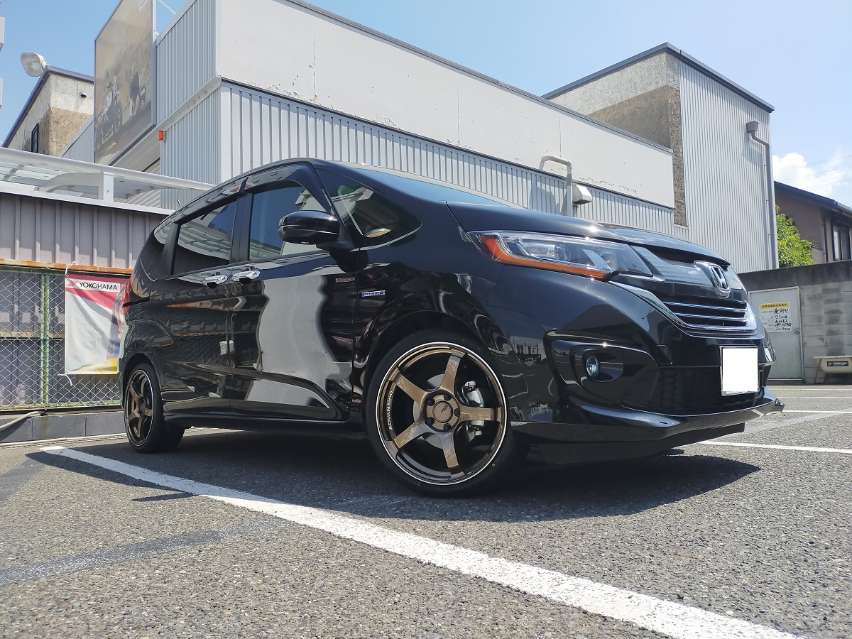 フリードハイブリッド　タイヤホイールセット