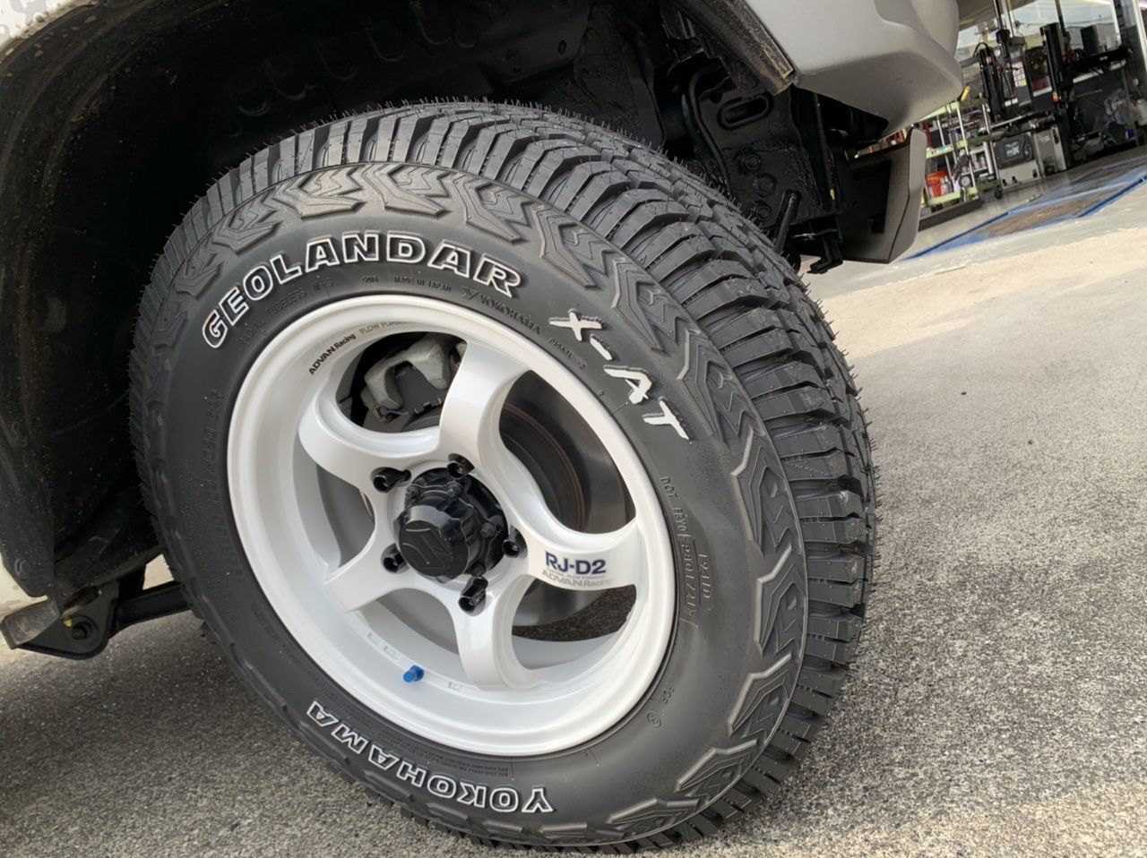GEOLANDAR X-A/T 195R16Cホワイトレター