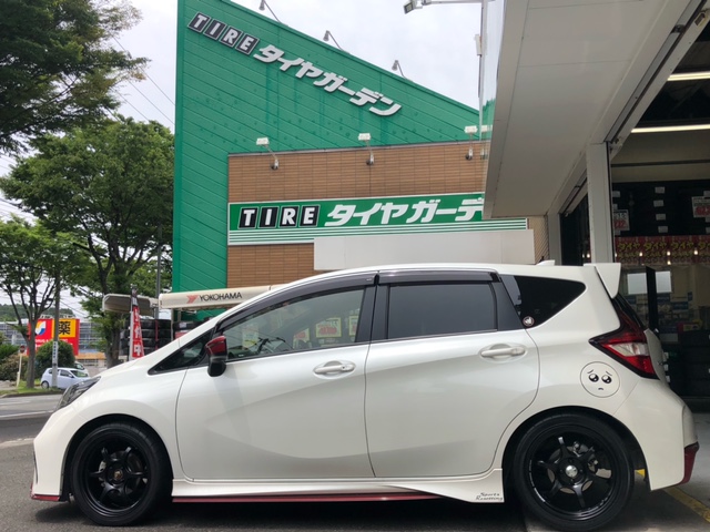 ADVAN Racing RG-D2