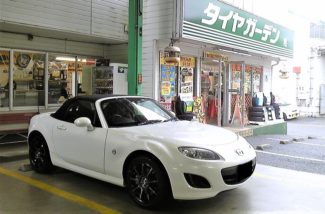 マツダ・ロードスターに、GAB Version HR ＋ ADVAN FLEVA  