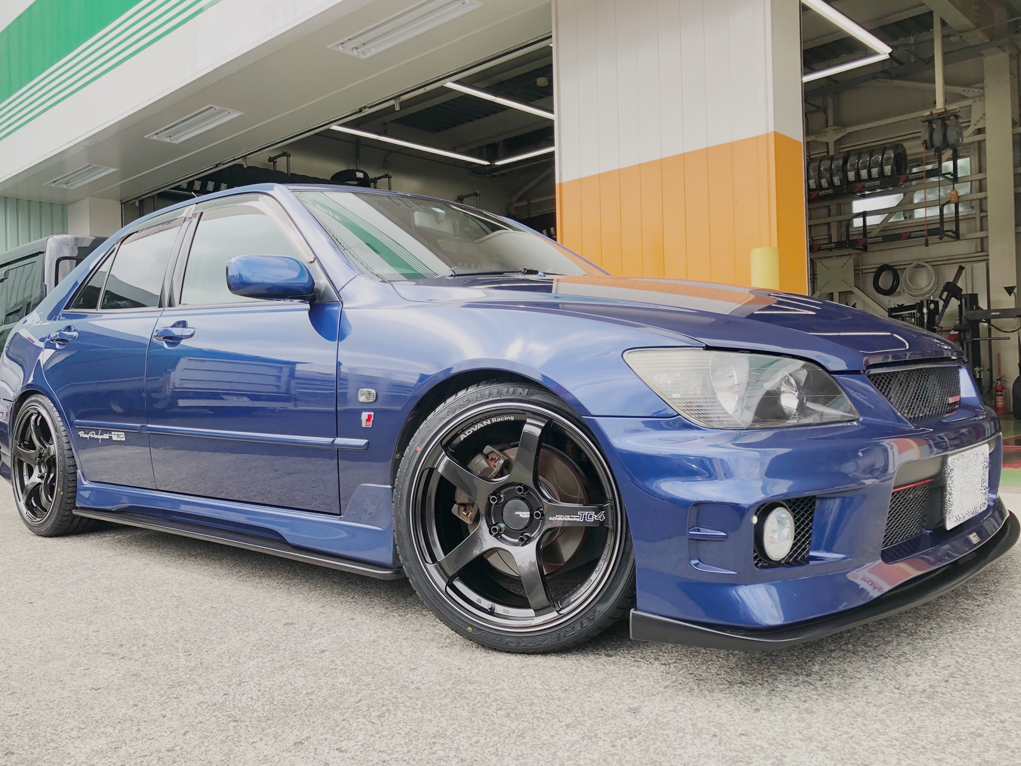 アルテッツァ　ADVAN　TC-4
