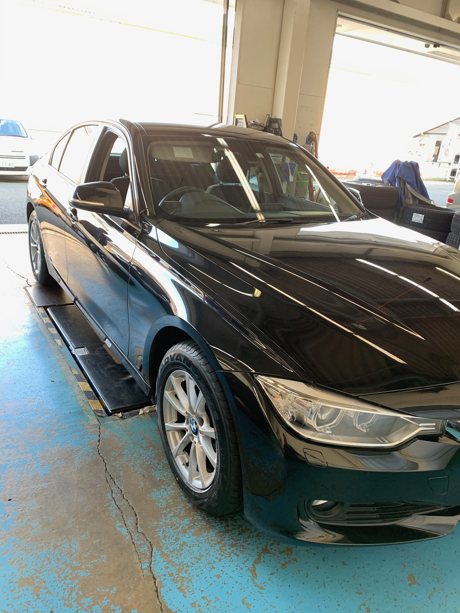 ＢＭＷ&times;ADVAN Sport V105 Z・P・S
