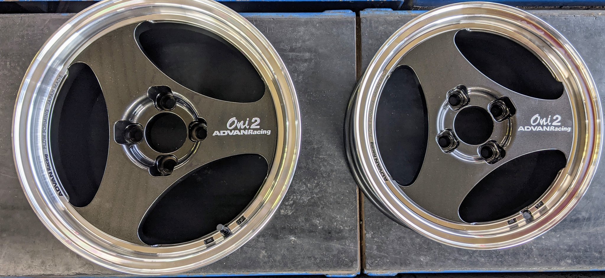 ADVAN Racing oni2