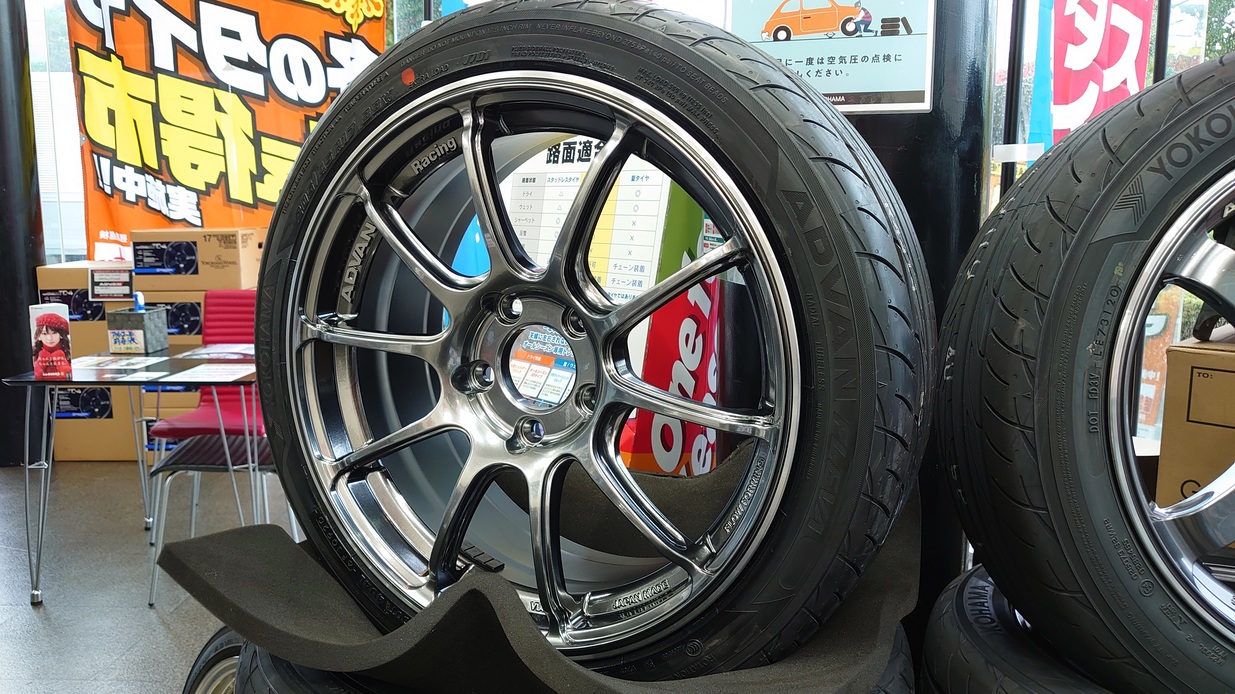 ADVAN Racing RZⅡ HBR + FLEVAセット　準備完了です