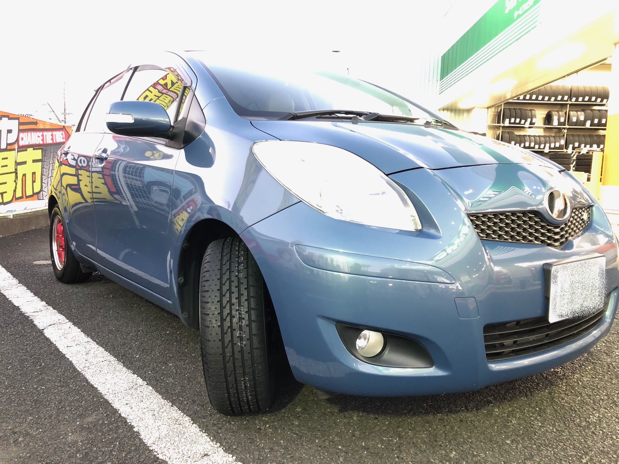 ヴィッツ　ADVAN　HF　Type D