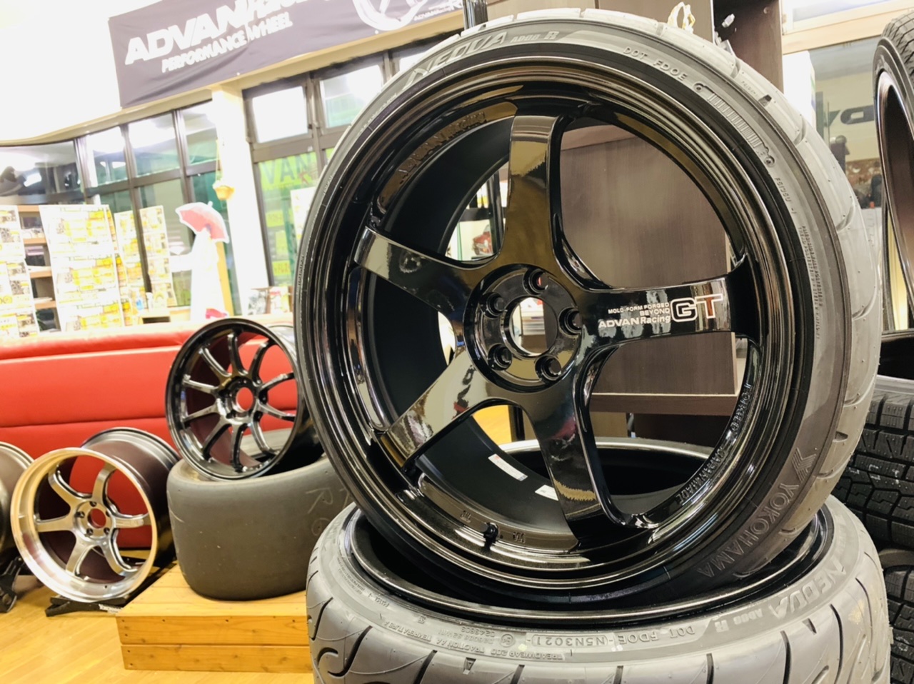 ADVAN Racing GT BEYOND