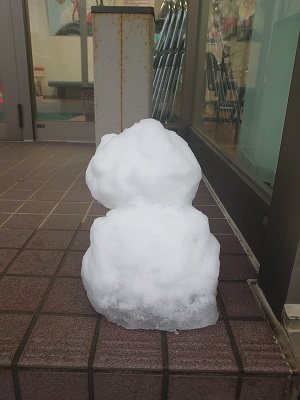 お昼休憩中に