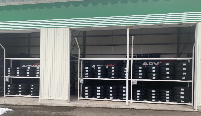 夏タイヤ入荷しました！