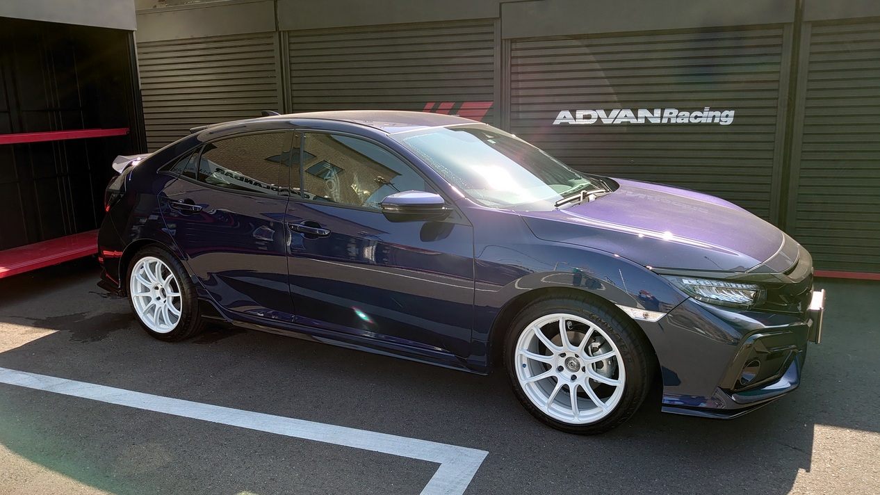 ADVAN Racing RSⅢ WMR色 装着完了