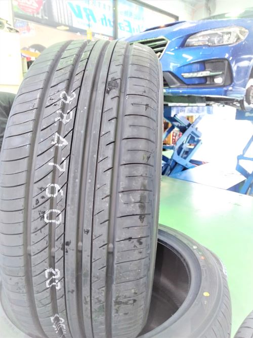 【タイヤ交換】アドバンデシベルＶ552　フレバＶ701の交換です！