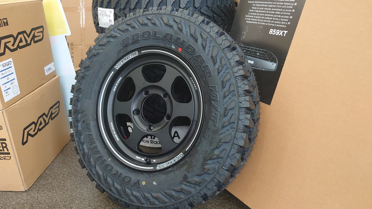 【HOBBY TIRE】ｼﾞｵﾗﾝﾀﾞｰM/T G003 + RAYS鍛造WHEELｾｯﾄ 準備完了
