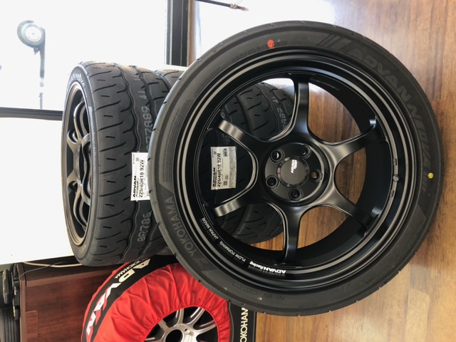 ADVAN Racing　RG-D2
