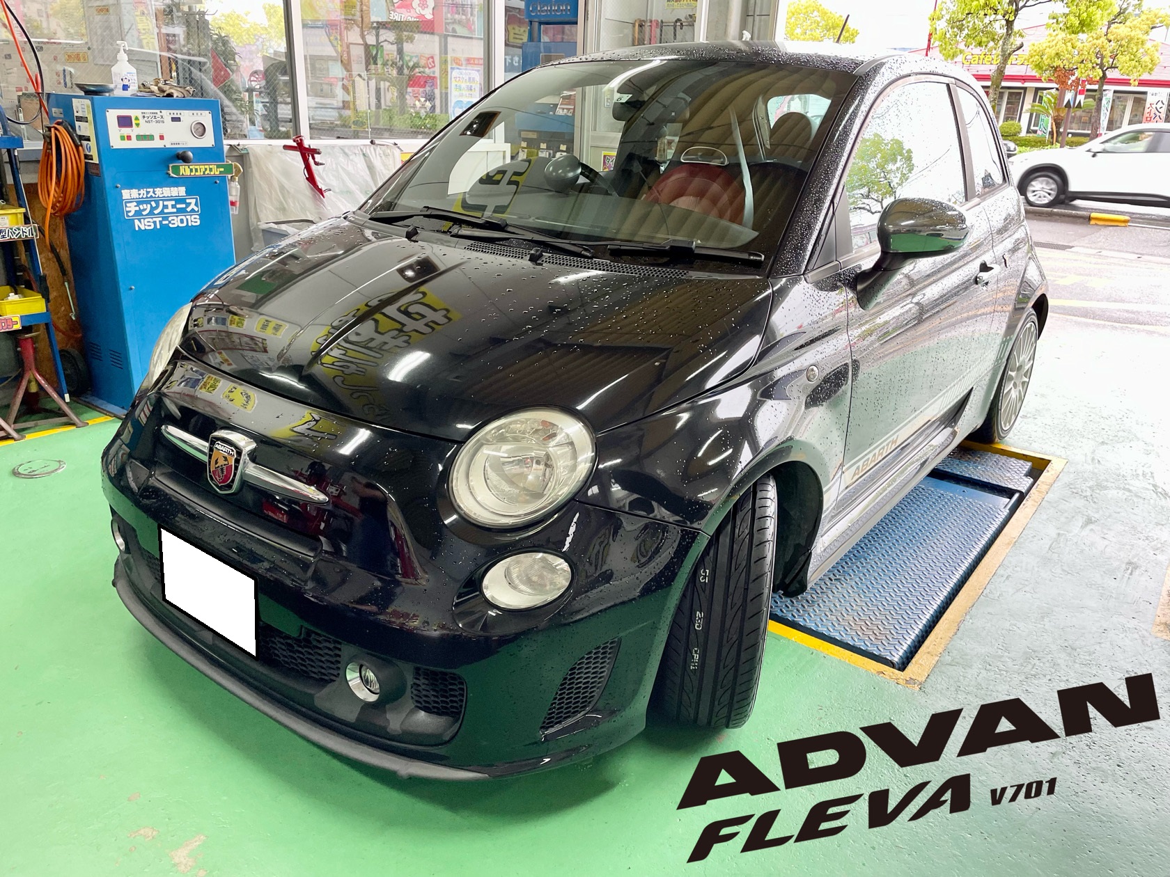 アバルト500 x ADVAN FLEVA V701