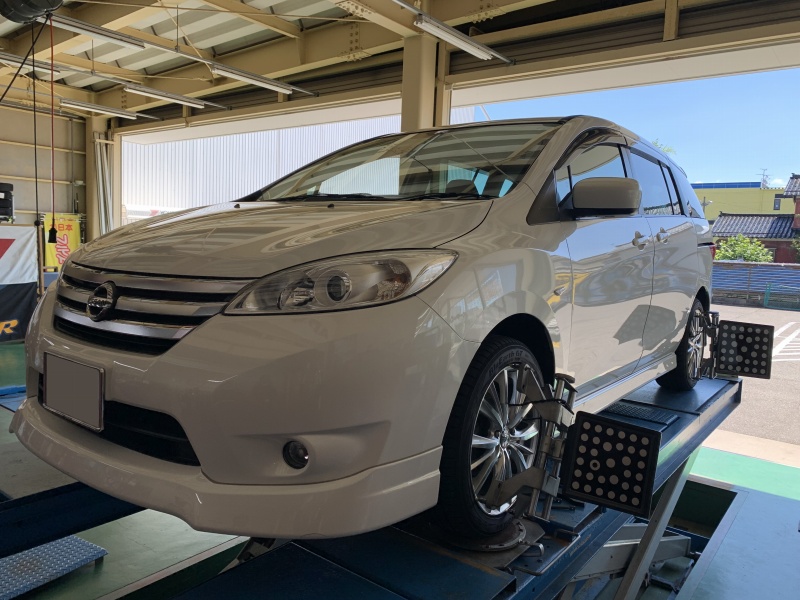 日産 ラフェスタ アライメント測定・調整