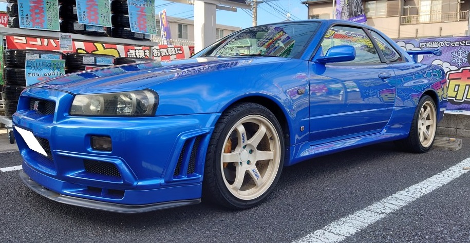ADVAN FLEVA V701 x スカイライン GT-R