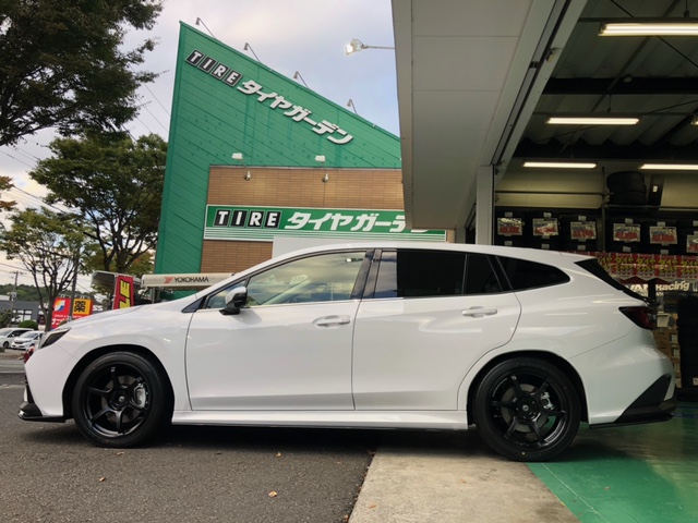 ADVAN Racing RG-4