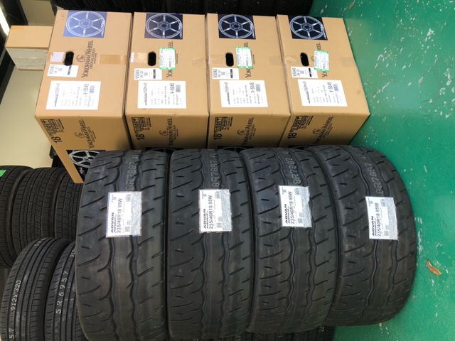 ADVAN Racing RG-4