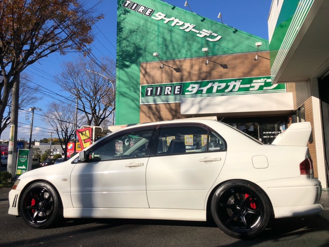 ADVAN Racing RG-4