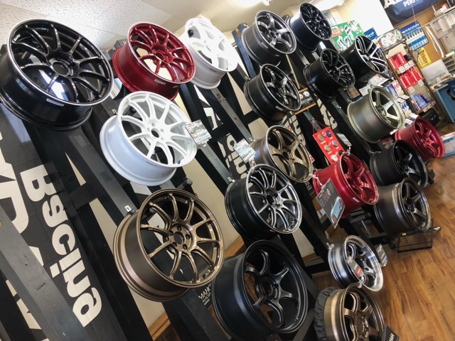 ADVAN Racing WHEEL
